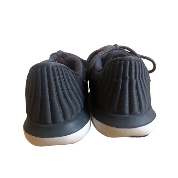 Women’s Nike Sneakers Size 6.5W - Picture 4 of 5